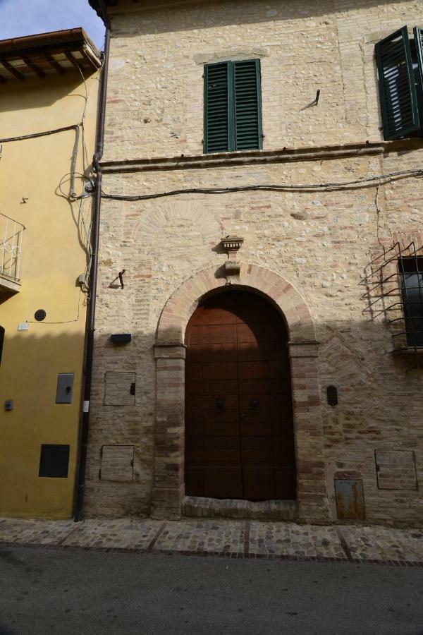 B&B Federico II Montefalco Exterior foto